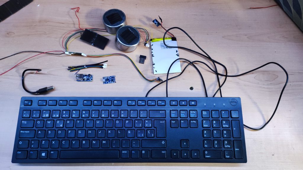 Materiales teclado solar